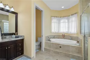 2169 NE 20th Ln, Cape Coral, FL 33909 - Photo 32