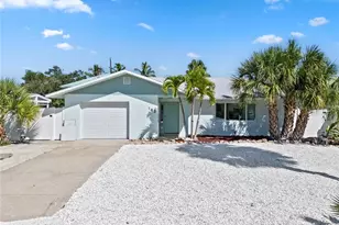 193 Hibiscus Dr, Fort Myers Beach, FL 33931 - Photo 46