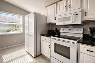 3915 SW 1st Ave, Cape Coral, FL 33914 - Photo 4