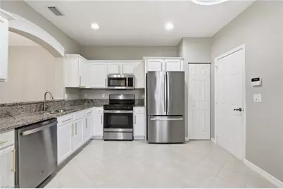 9829 Roundstone Cir, Fort Myers, FL 33967 - Photo 14