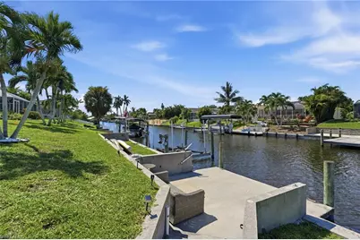 1421 SE 29th Ter, Cape Coral, FL 33904 - Photo 44