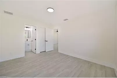 4733 28th St SW, Lehigh Acres, FL 33973 - Photo 8