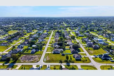 1322 SW 34th St, Cape Coral, FL 33914 - Photo 12