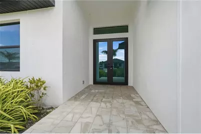 329 NE 15th Ter, Cape Coral, FL 33909 - Photo 4