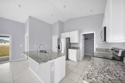 2619 NW 24th Pl, Cape Coral, FL 33993 - Photo 6