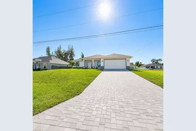 3464 NE 9th Pl, Cape Coral, FL 33909 - Photo 1