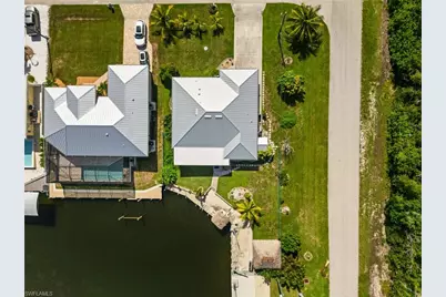 2498 Sapodilla Ln, Saint James City, FL 33956 - Photo 10