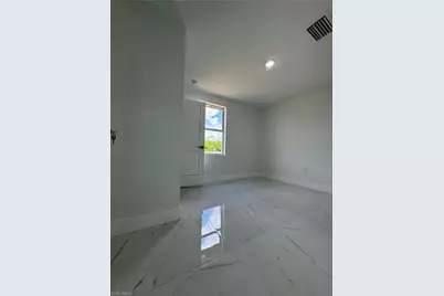 3015 4th St SW, Lehigh Acres, FL 33976 - Photo 32