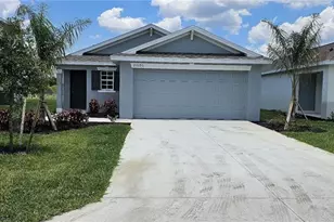 20190 Caroline Crk Pl, Lehigh Acres, FL 33974 - Photo 2