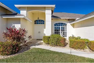 937 El Dorado Pkwy W, Cape Coral, FL 33914 - Photo 2