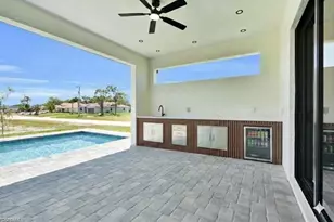 322 NE 20th St, Cape Coral, FL 33909 - Photo 6