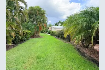 10327 Prairie Iris Trl, Fort Myers, FL 33905 - Photo 24