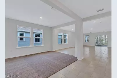 712 Panther Lake Pkwy, Jacksonville, FL 32221 - Photo 2