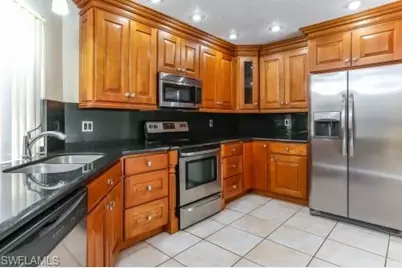 1150 SW 25th Ave, Deerfield Beach, FL 33442 - Photo 8