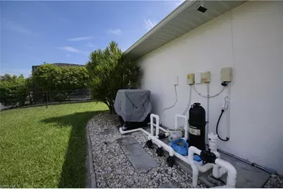 22 SE 13th Ave, Cape Coral, FL 33990 - Photo 40