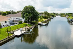 22 SE 13th Ave, Cape Coral, FL 33990 - Photo 6