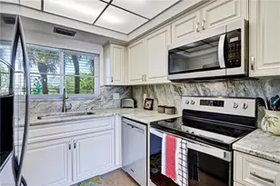 4240 Steamboat Bend, Fort Myers, FL 33919 - Photo 2