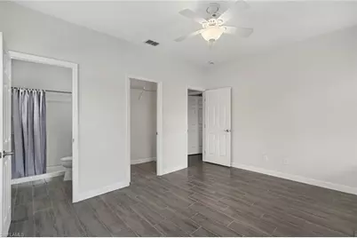 6081 Lake Front Dr, Fort Myers, FL 33908 - Photo 14