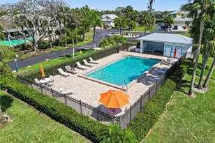 6081 Lakefront Dr, Fort Myers, FL 33908 - Photo 32