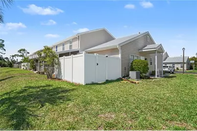 6081 Lake Front Dr, Fort Myers, FL 33908 - Photo 26