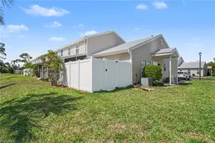 6081 Lakefront Dr, Fort Myers, FL 33908 - Photo 26