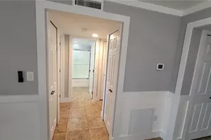 2121 Collier Ave E, Fort Myers, FL 33901 - Photo 18