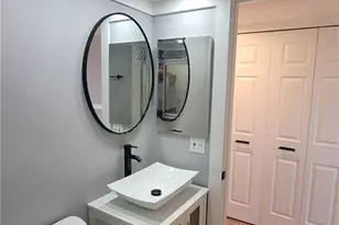 2121 Collier Ave E, Fort Myers, FL 33901 - Photo 6