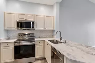 4231 Liron Ave, Fort Myers, FL 33916 - Photo 4