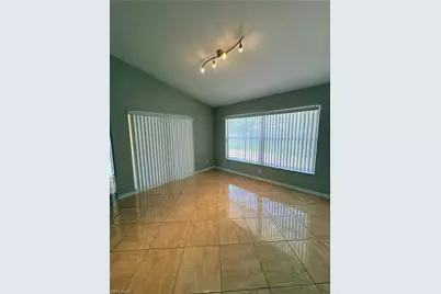 4313 SW 19th Ave, Cape Coral, FL 33914 - Photo 4
