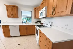 1433 SE 17th St, Cape Coral, FL 33990 - Photo 10