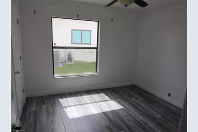 6656 Wakefield Dr, Fort Myers, FL 33966 - Photo 12