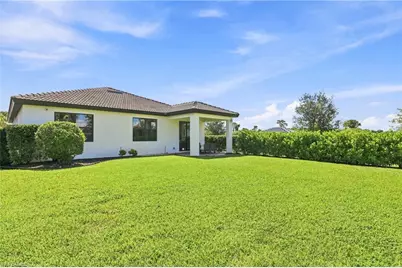 3721 E Hampton Cir, Alva, FL 33920 - Photo 36