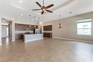 12764 Fairway Cove Ct, Fort Myers, FL 33905 - Photo 4