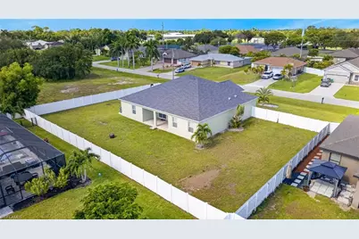 1623 SW 19th Pl, Cape Coral, FL 33991 - Photo 32
