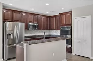 1623 SW 19th Pl, Cape Coral, FL 33991 - Photo 8