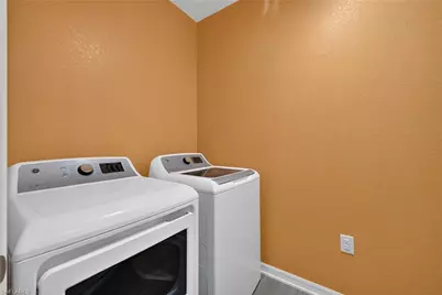 1623 SW 19th Pl, Cape Coral, FL 33991 - Photo 28