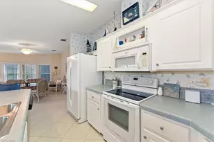 244 Daisy Ave, Fort Myers, FL 33908 - Photo 8