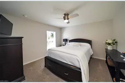 10057 Oakhurst Way, Fort Myers, FL 33913 - Photo 18