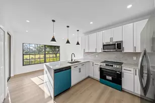 16341 Fairway Woods Dr, Fort Myers, FL 33908 - Photo 14
