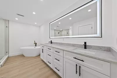 16341 Fairway Woods Dr #301, Fort Myers, FL 33908 - Photo 20