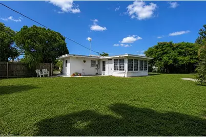 2231 Gorham Ave, Fort Myers, FL 33907 - Photo 12