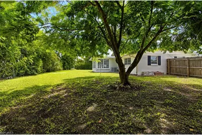 2231 Gorham Ave, Fort Myers, FL 33907 - Photo 14