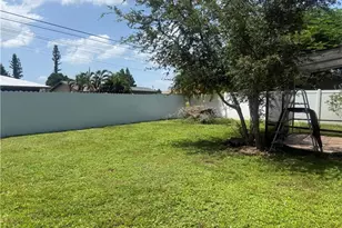 3506 Country Club Blvd, Cape Coral, FL 33904 - Photo 14