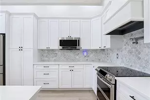 90 22nd Ave NW, Naples, FL 34120 - Photo 14
