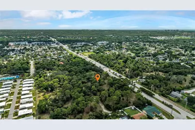 27575 Imperial Pkwy, Bonita Springs, FL 34135 - Photo 12
