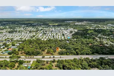 27575 Imperial Pkwy, Bonita Springs, FL 34135 - Photo 8