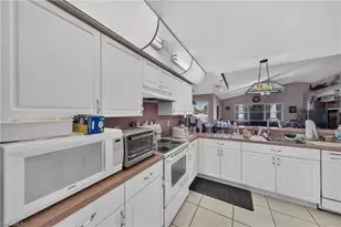 1224 NW 38th Ave, Cape Coral, FL 33993 - Photo 14