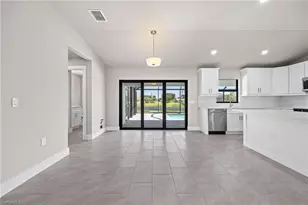 1807 NE 2nd St, Cape Coral, FL 33909 - Photo 8