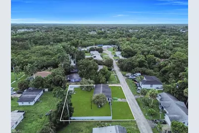 77 Glenmont Dr W, North Fort Myers, FL 33917 - Photo 38