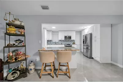 77 Glenmont Dr W, North Fort Myers, FL 33917 - Photo 8